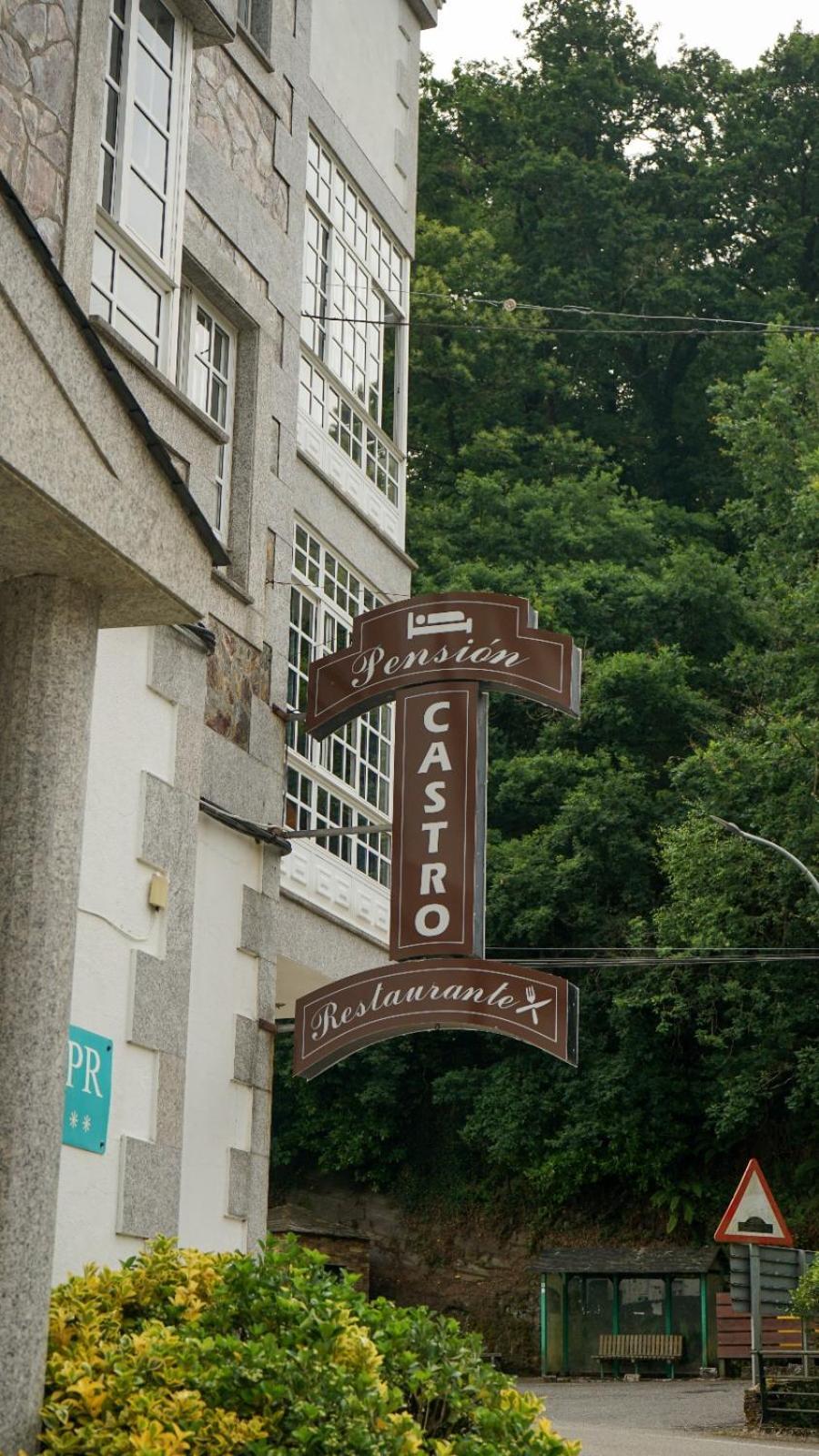 Pension Castro Parrillada Samos Exterior photo